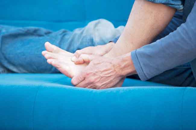 पैरों में नुकसान के कारण